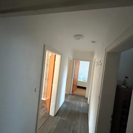 Апартаменты Ferien- Und Monteurswohnung *